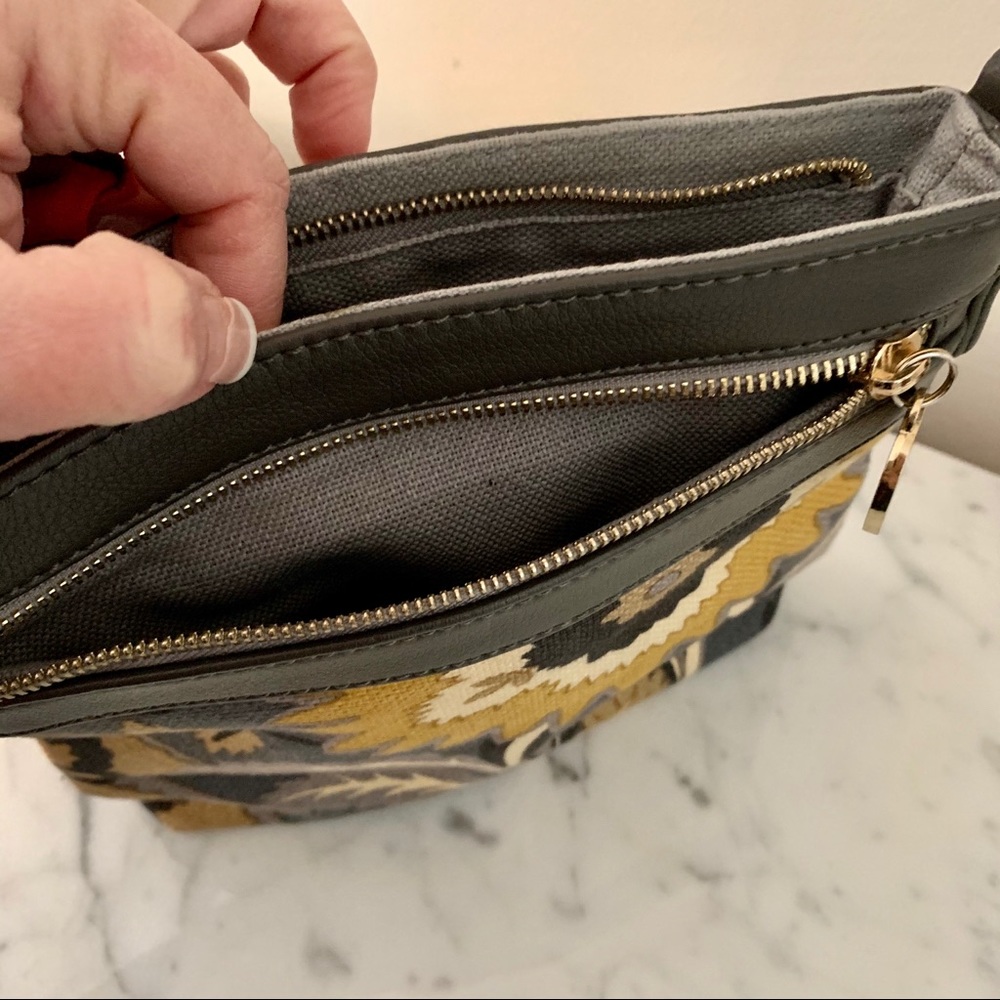 Spartina 449 Crossbody - Picture 6 of 9